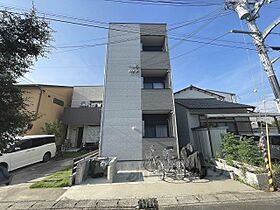 ハーモニーテラス納所北城堀 302 ｜ 京都府京都市伏見区納所北城堀（賃貸アパート1K・3階・18.16㎡） その1