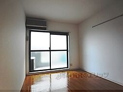 京阪本線 藤森駅 徒歩10分の賃貸マンション 1階1Kのリビング/ダイニング