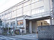 藤ノ森小学校まで2000メートル