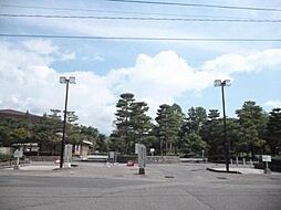 公園「若里公園まで1300m」
