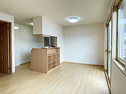 ガーデンベルＢ 2 1階3LDKのリビング/ダイニング