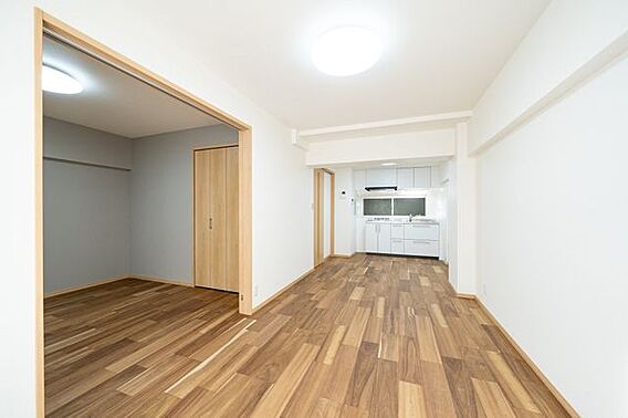 家具の様な木目...