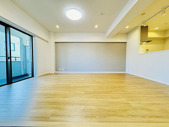 リビング/ダイニング 豊島区池袋2丁目