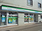 ファミリーマート西池袋店 徒歩1分。 80m