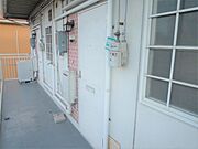 玄関外　入口