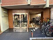 エントランス・駐輪場