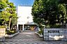 周辺：葛飾区立上小松小学校 910m