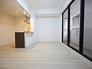 LDK12.4帖　カウンターキッチン　エアコン付　バルコニー