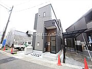外観　オートロック付　宅配BOX有り