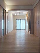 1階洋室8.76m2と洋室11.36m2