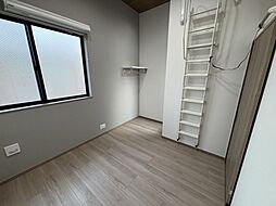 loulou 今津（ルルイマヅ） 303 3階1Kのリビング/ダイニング