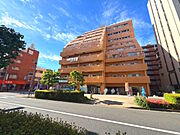 JR中央線「三鷹」駅まで徒歩8分と通勤・通学に便利♪コンビニがやスーパーが近くにある為便利な立地！