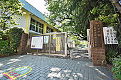 三鷹市立南浦小学校