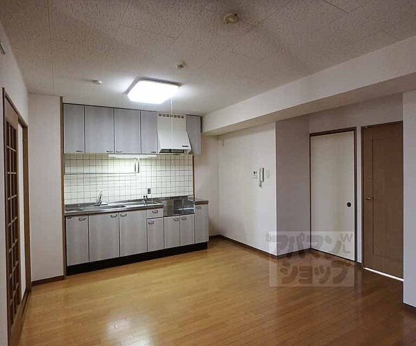 京都府京都市上京区中立売通千本東入ル丹波屋町(賃貸マンション3LDK・3階・71.23㎡)の写真 その4