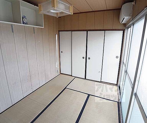 寝室