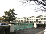 春日井市立鷹来小学校（300m）