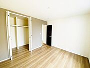 洋室 明るい洋室ではのんびりとお過ごしできます☆