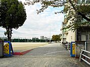 上条小学校（1597m）