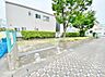 周辺：港本町街園（523m）