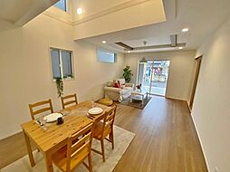 リビング/ダイニングの画像