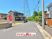 〇●北側前面道路●〇 平日のご案内も可能です！ アイデムホーム南店は緑区役所から徒歩2分！ 水曜日も営業しております！ 