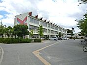 東海市立横須賀小学校（1700m）