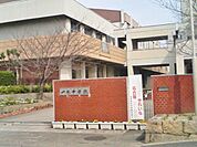 名古屋市立一色中学校（550m）