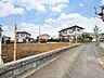 外観：前面道路含む現地写真