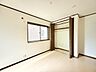 室内：リビング以外の居室