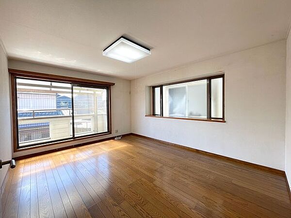 寝室を拡大表示