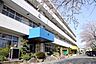 周辺：四街道市立四街道西中学校 徒歩11分。 840m