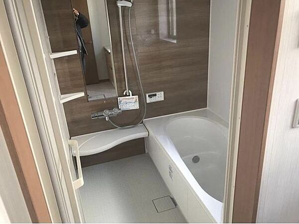 浴室を拡大表示