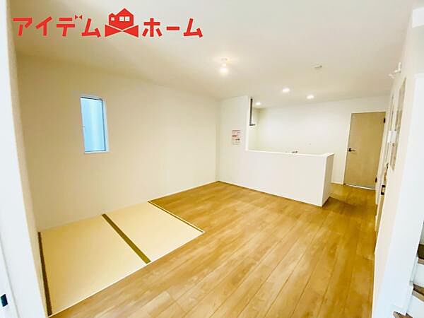 リビング/ダイニングを拡大表示