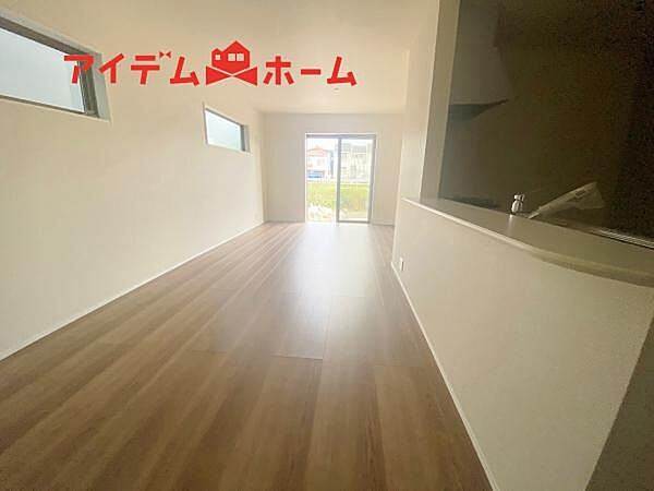 リビング/ダイニングを拡大表示