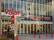 スーパーマーケットバロー 岩倉店（767m）