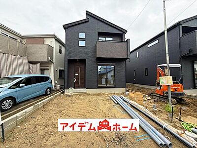 外観:1号棟 外観写真 平日・土日問わずご案内致します!お気軽にお問合わせ下さい♪ 外観:1号棟 外観写真 平日・土日問わずご案内致します!お気軽にお問合わせ下さい♪