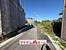 外観：前面道路 平日・土日問わずご案内致します！お気軽にお問合わせ下さい♪ 