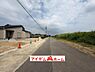 外観：前面道路 平日・土日問わずご案内致します！お気軽にお問合わせ下さい♪ 