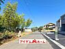 外観：前面道路 平日・土日問わずご案内致します！お気軽にお問合わせ下さい♪ 