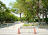 周辺：中村公園（680m）