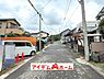 外観：前面道路 平日・土日問わずご案内致します！お気軽にお問合わせ下さい♪ 