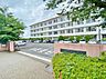 周辺：各務原市立那加第三小学校（800m）