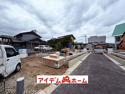 外観:1号棟 外観写真 平日・土日問わずご案内致します!お気軽にお問合わせ下さい♪ 外観:1号棟 外観写真 平日・土日問わずご案内致します!お気軽にお問合わせ下さい♪