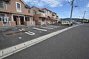 駐車場広いので駐車しやすいです。