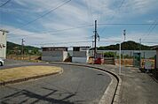 香登駅(2、000m)