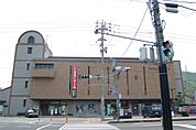 伊部駅(960m)
