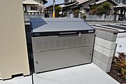 敷地内ゴミ置場あります。