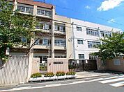 小学校「尼崎市立七松小学校まで644m」