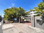 中学校「伊丹市立北中学校まで777m」