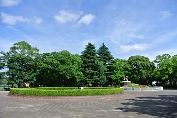 画像11:公園「七松緑地まで1051m」